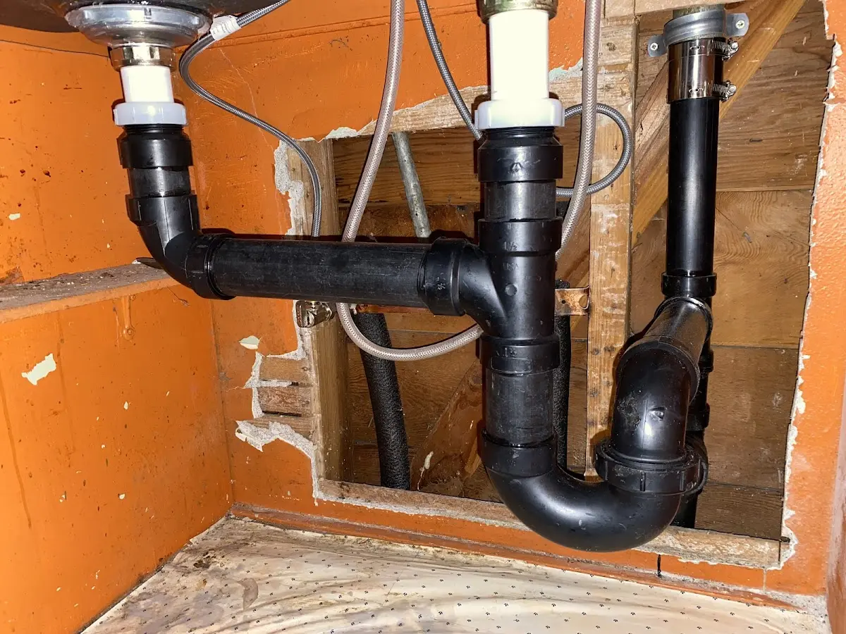 Professional Pipe Bursting equipment and tools on the job in Boiling Spring Lakes